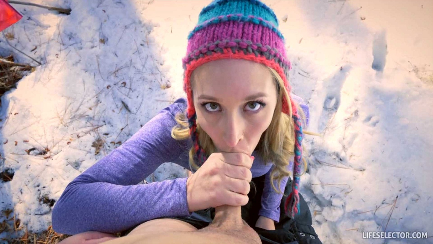 Hot Snapchat Babe of the Month: Ginger Banks